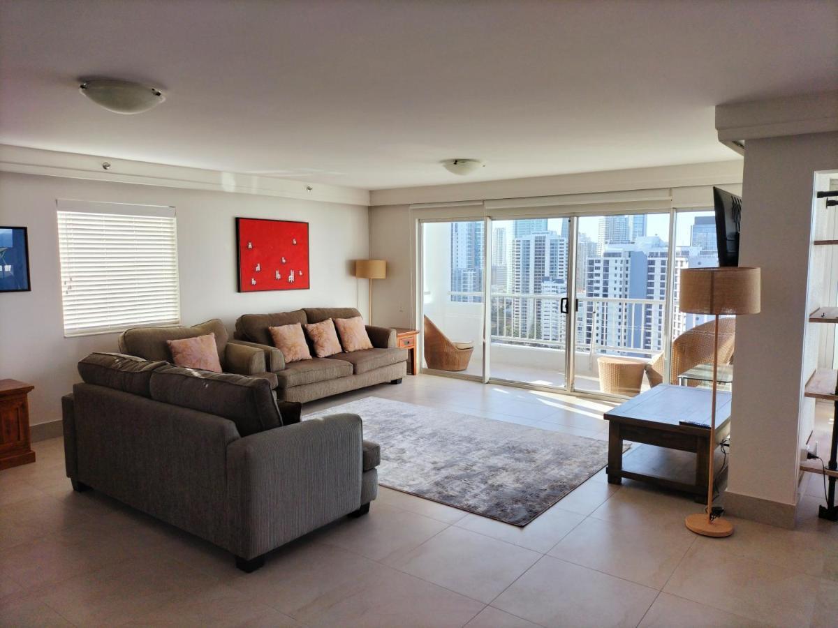 Marriner Views Aparthotel Gold Coast Buitenkant foto