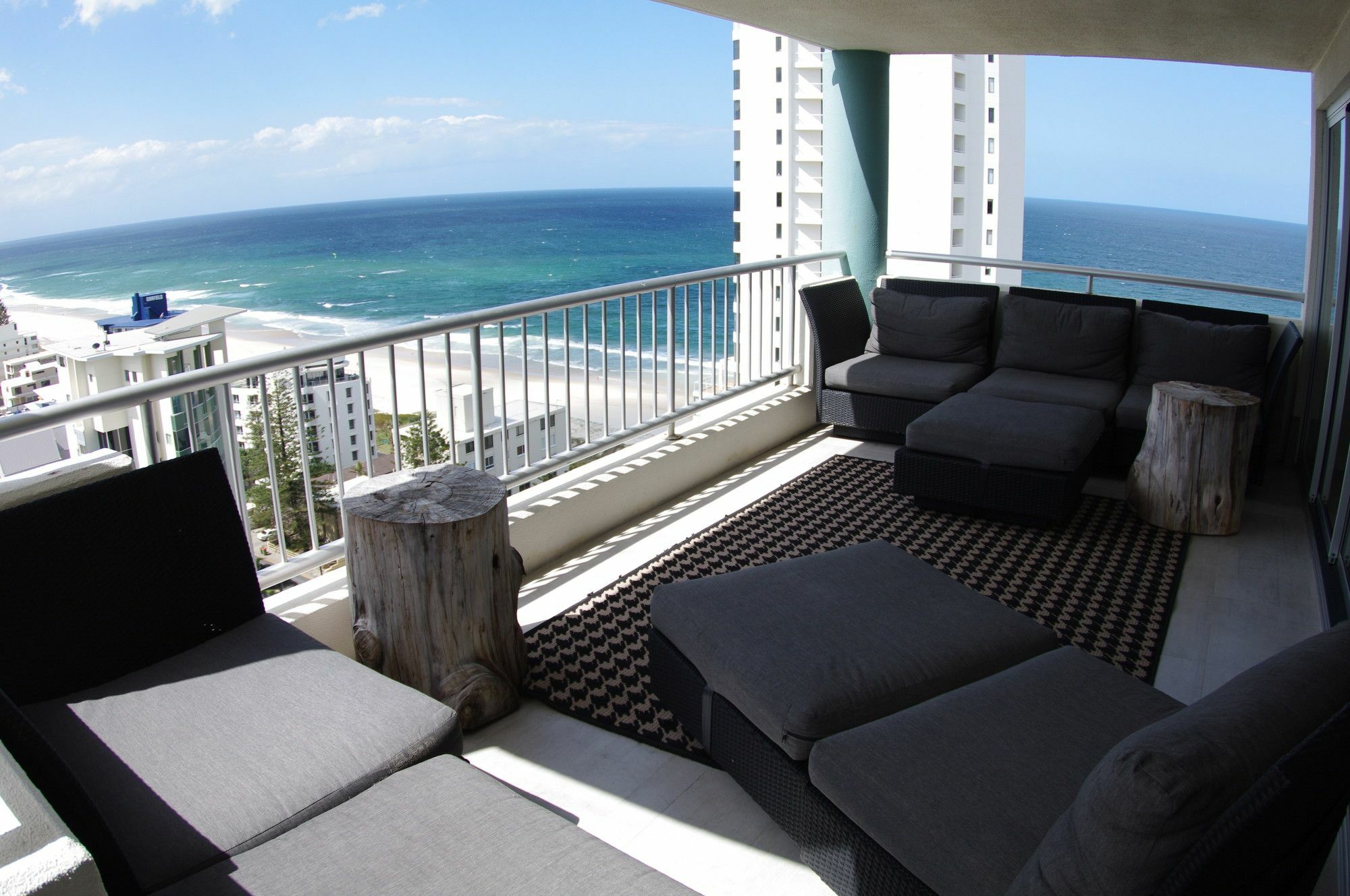 Marriner Views Aparthotel Gold Coast Buitenkant foto